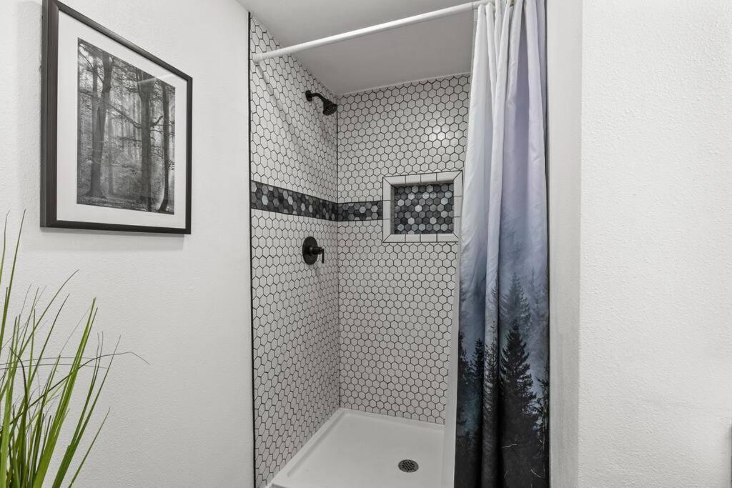 Pacific Nw Gem W/Hot-Tub 15 Minutes Airport. Auburn Exterior foto